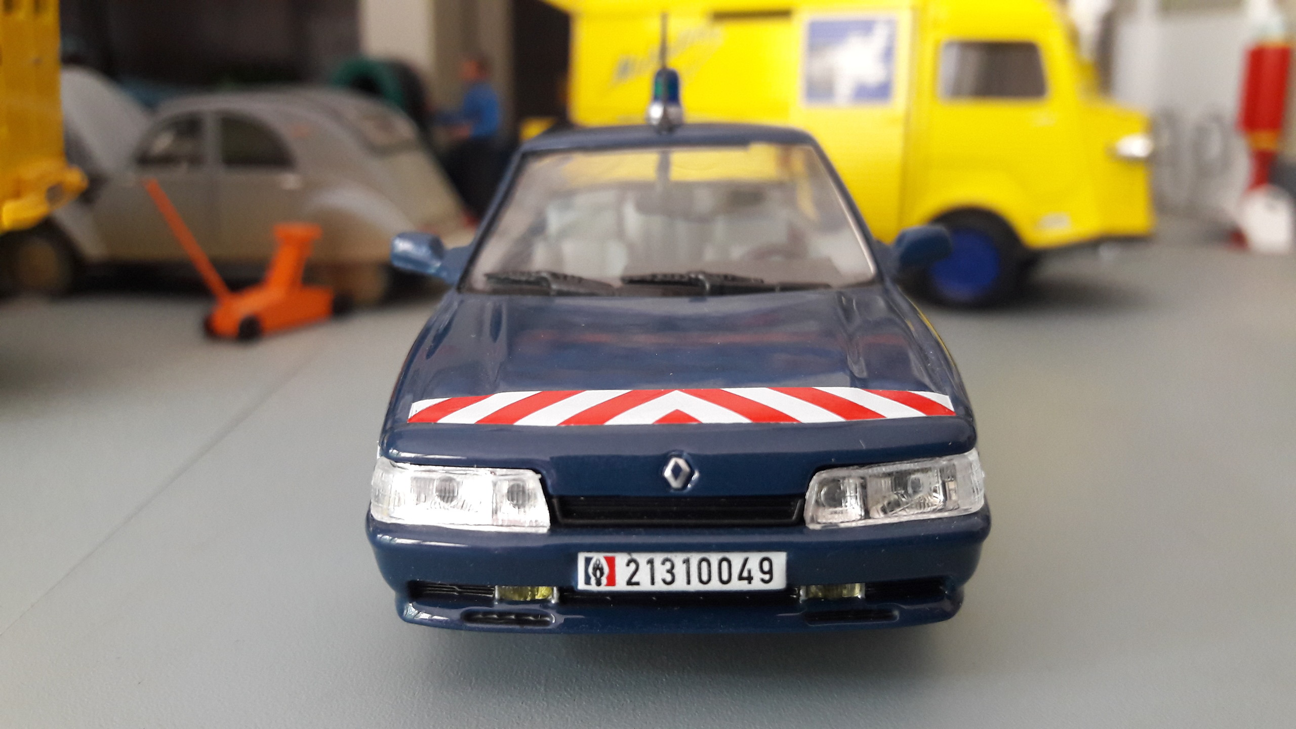 Les Renault 21 Gendarmerie au 1/43