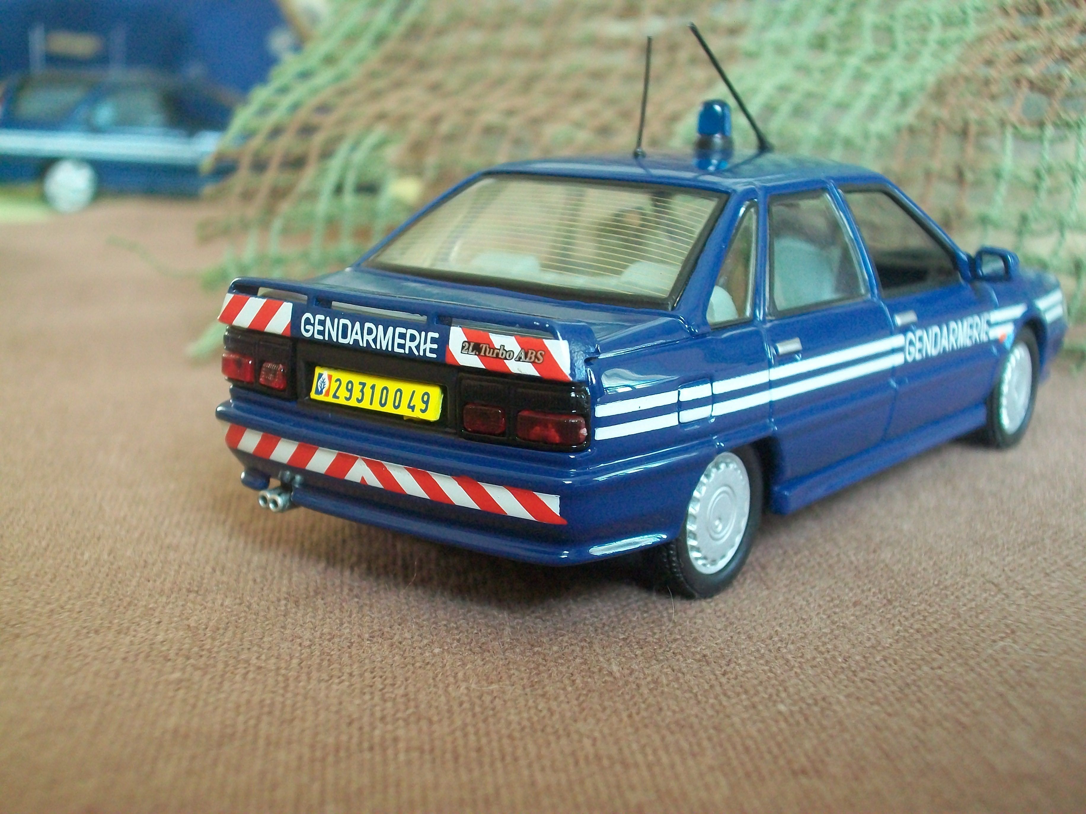 Renault 21 2 Litres Turbo : à la poursuite des allemandes